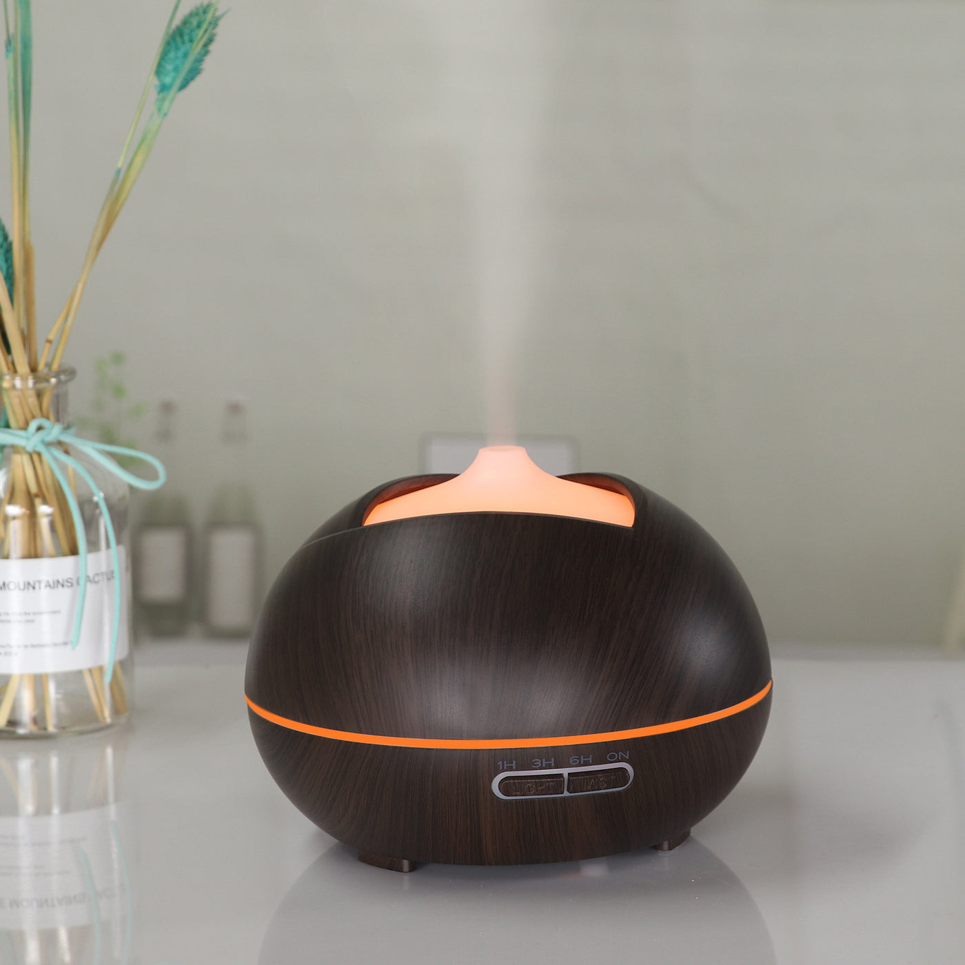 Mini Office With Small Ultrasonic Air Humidifier